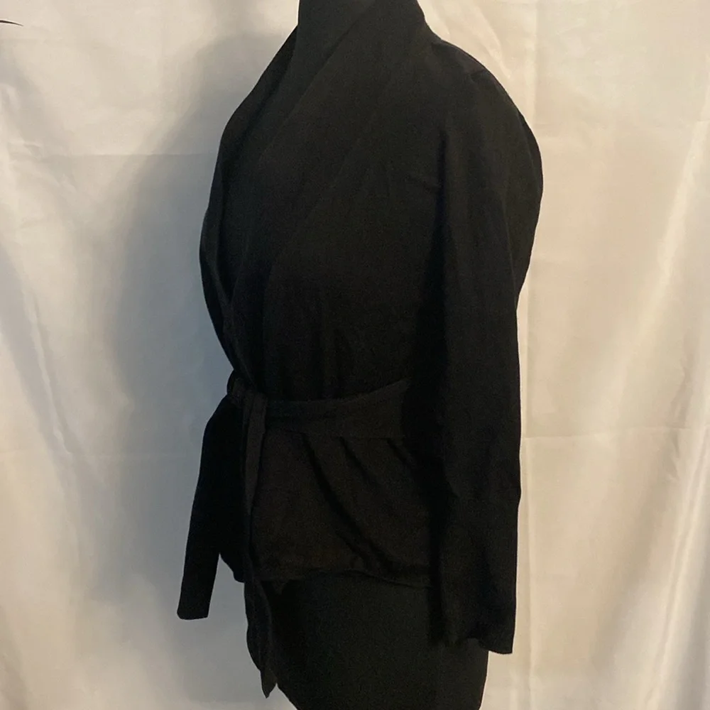 Black women’s size medium INC sweater